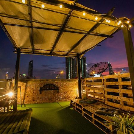 The Bridge Hostel Bangkok Exteriér fotografie