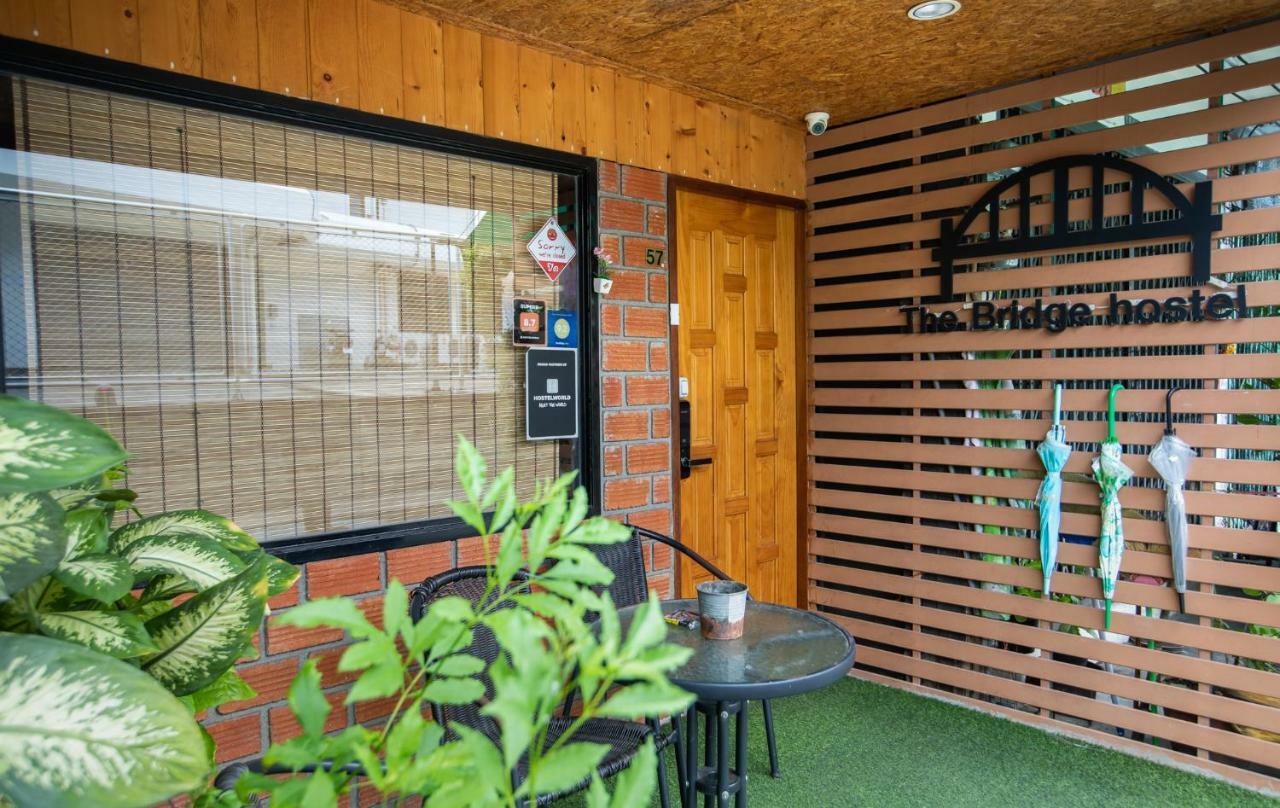 The Bridge Hostel Bangkok Exteriér fotografie