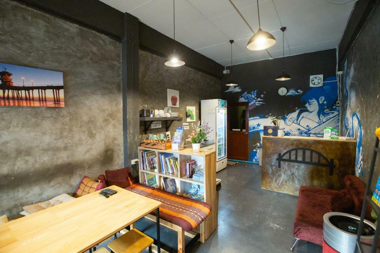 The Bridge Hostel Bangkok Exteriér fotografie